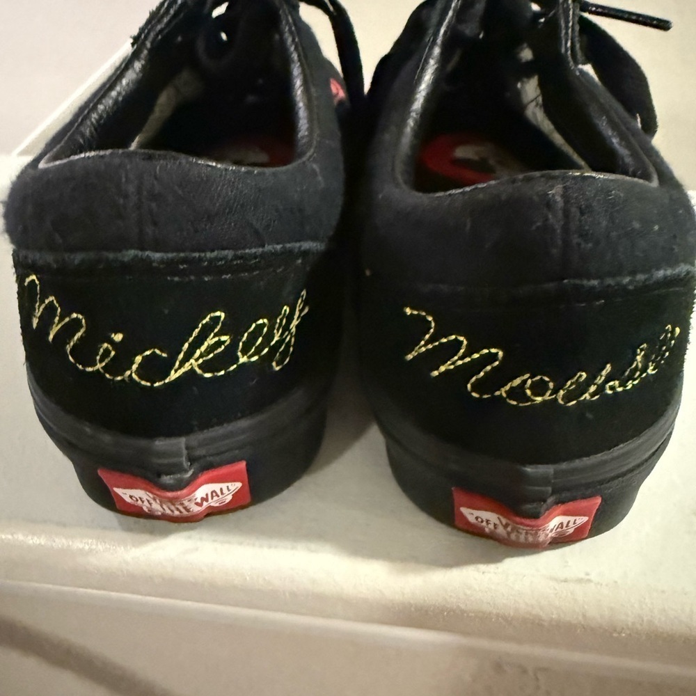 Rare Vans Old Skool
Disney Mickey Mouse Club Black Big Kids 4.5